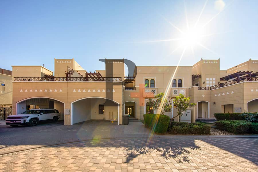 Landscaped | Single Row | Bright and Spacious