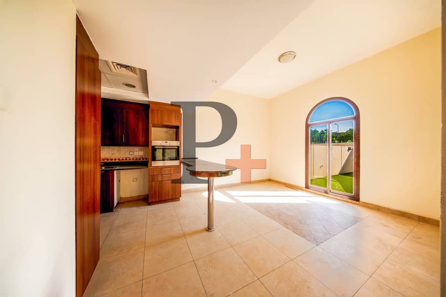 Landscaped | Single Row | Bright and Spacious