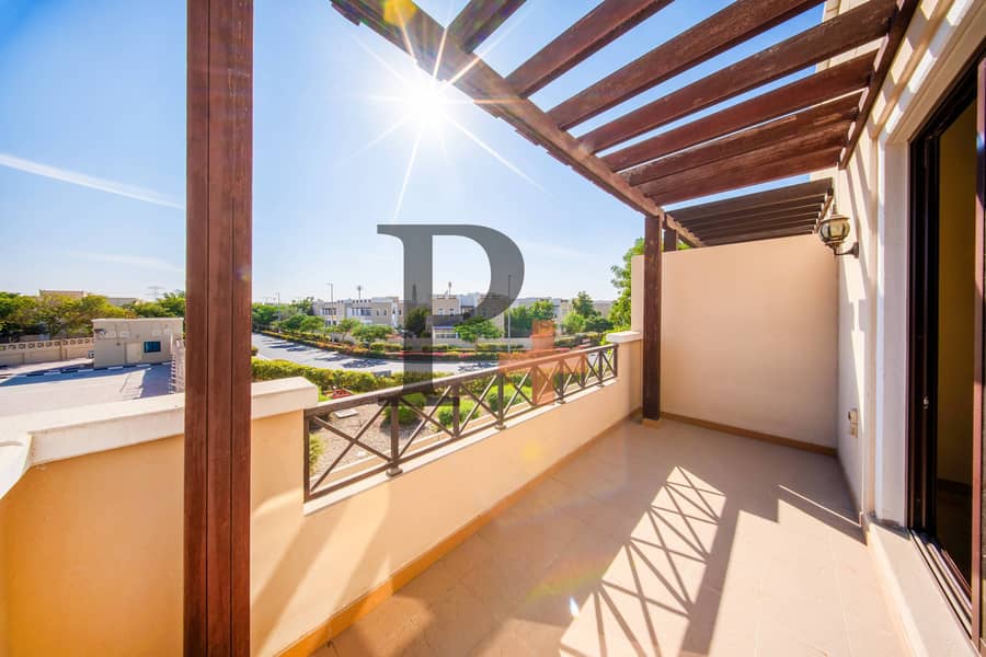 Landscaped | Single Row | Bright and Spacious - Image 20