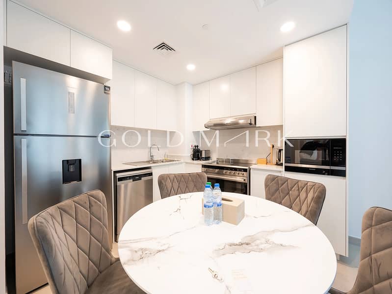Fully Furnished | Luxury 2BR | Prime Location - Image 6
