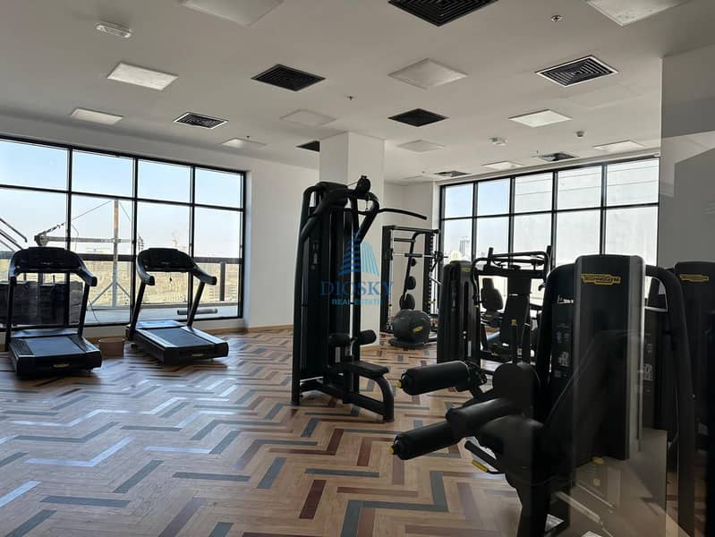 Spacious Apartment | Modern Lay out | Near Exit - Image 12