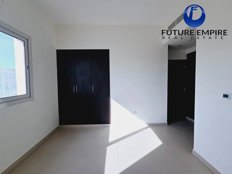 Spacious|2Bed+Hall|Gym Pool Parking