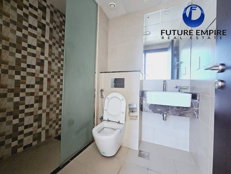 Spacious|2Bed+Hall|Gym Pool Parking - Image 12