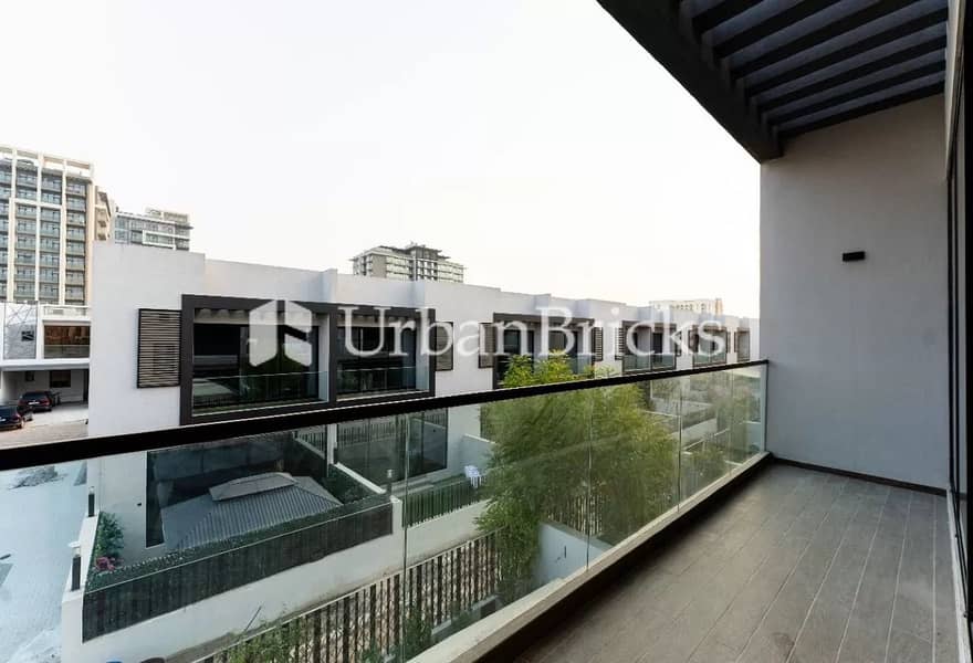 Best-Priced | 4BR below the market | Corner Unit