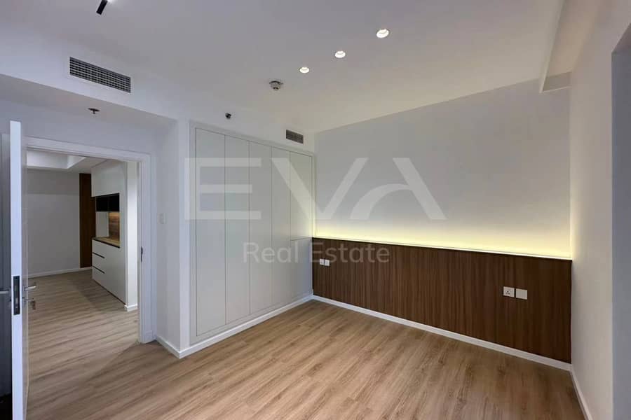 Upgraded to 3BR | Partial Sea View | Vacant - Image 7