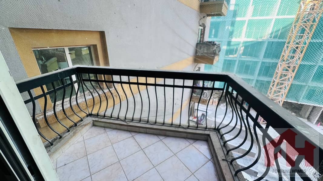 Vacant | Large Studio Available For Rent IN CBD | With Cover Parking | Near Bus Stop |