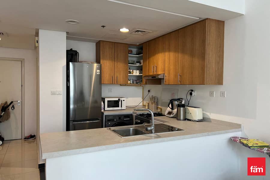 Spacious 1BR | Fully Furnished | Golf View