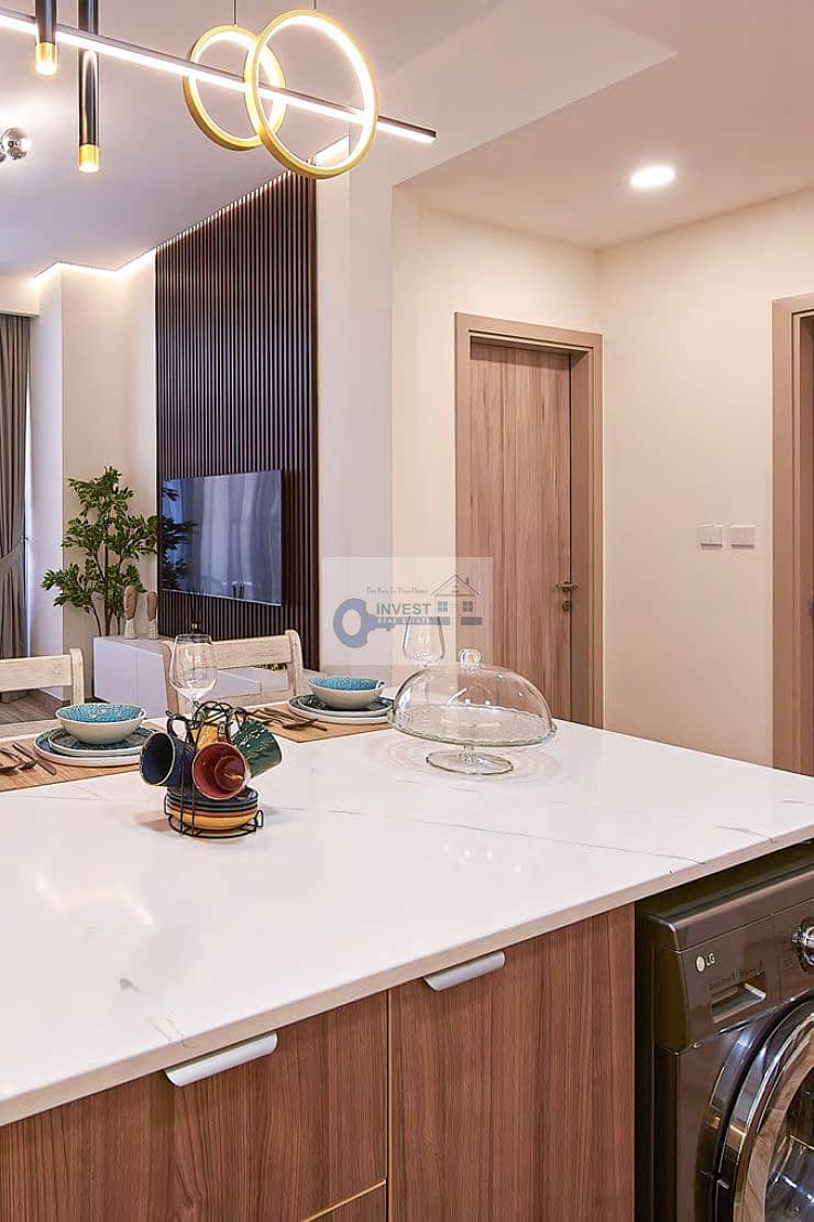 Near Handover | Park View | Biggest Size - Image 6