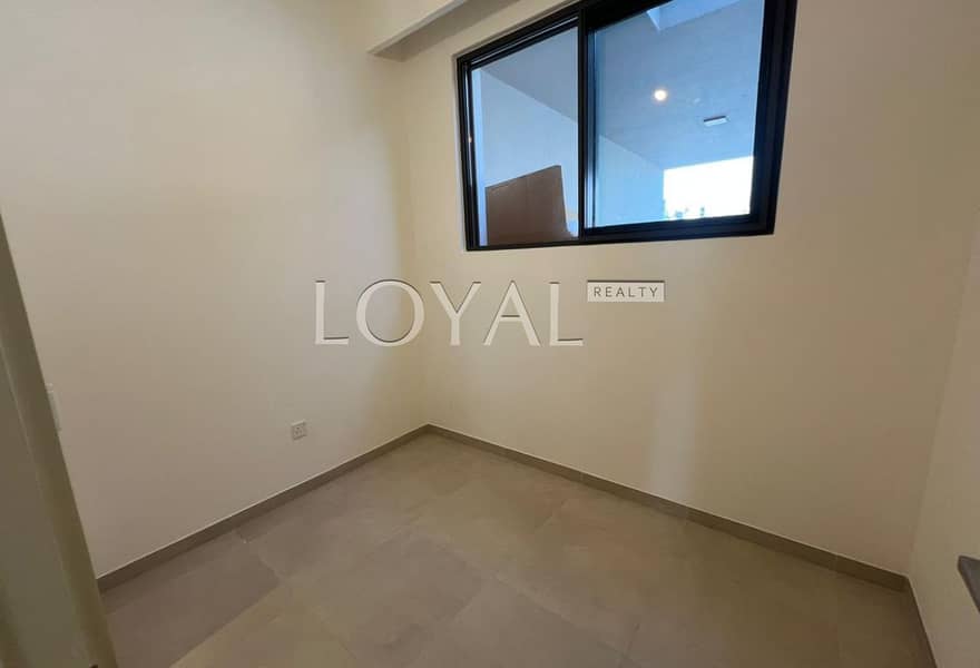 Prime Location | Spacious Layout | Best Price - Image 11