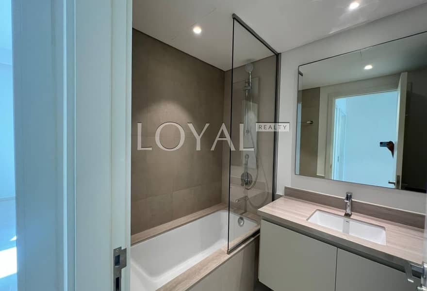 Prime Location | Spacious Layout | Best Price - Image 14