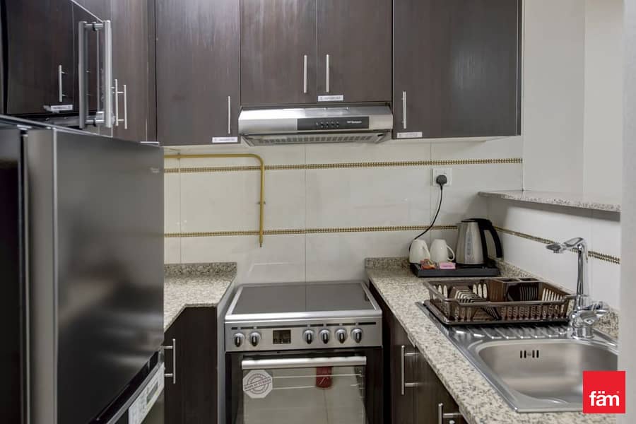 Serviced Apartment| Deluxe| Partial Marina View - Image 8