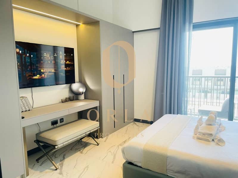 Modern Studio | Full Panoramic Views | Prime Location - Image 8