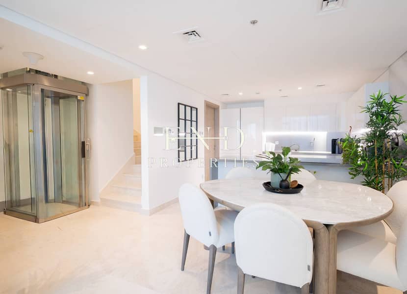 Corner Unit | Rare | Park Facing | Must View - Image 9