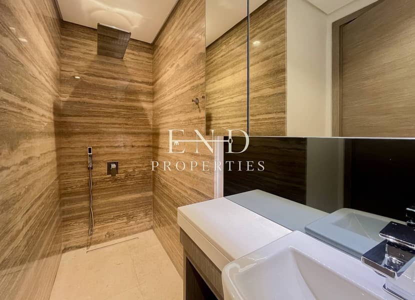 Corner Unit | Rare | Park Facing | Must View - Image 16