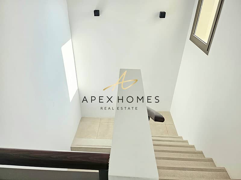 Vacant | Single Row | 3BR + Maid - Image 18