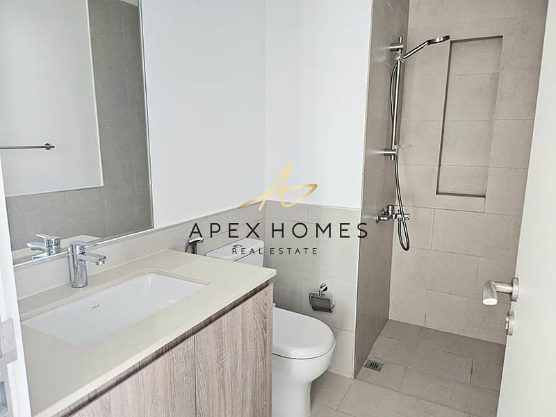 Vacant | Single Row | 3BR + Maid - Image 21