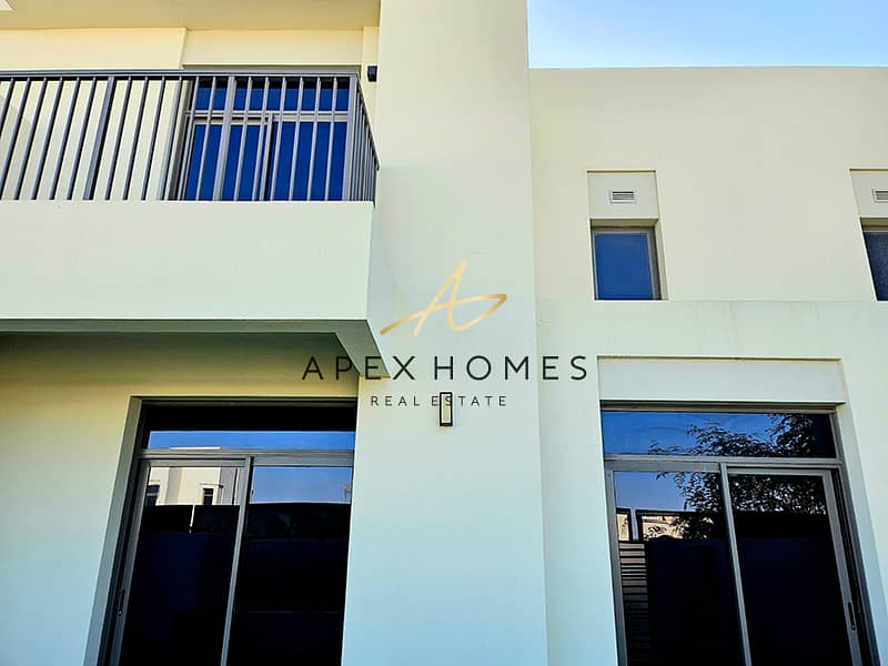 Vacant | Single Row | 3BR + Maid - Image 25