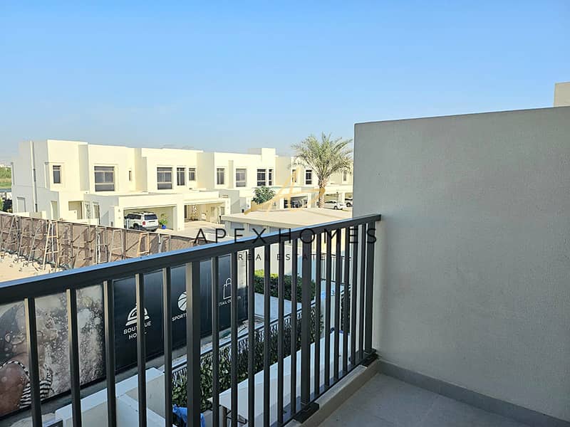 Vacant | Single Row | 3BR + Maid - Image 27