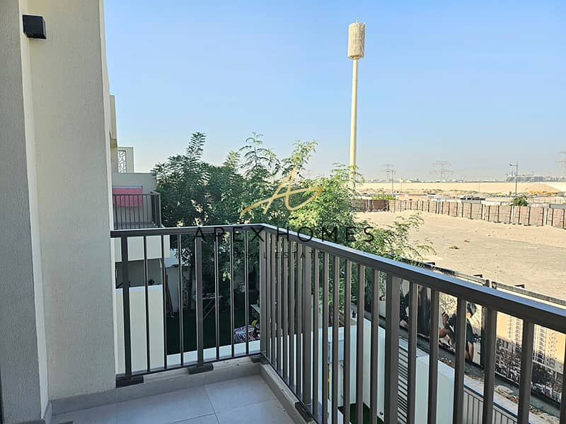 Vacant | Single Row | 3BR + Maid - Image 28