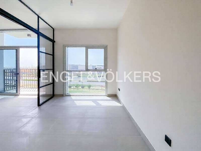 Corner Unit | Pool and Mall View | Mid Floor