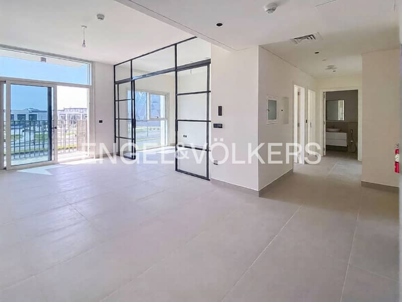 Corner Unit | Pool and Mall View | Mid Floor - Image 9