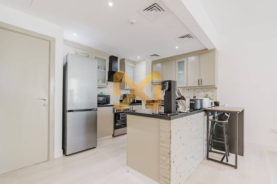 Vacant | Largest layout | Prime Location - Image 13