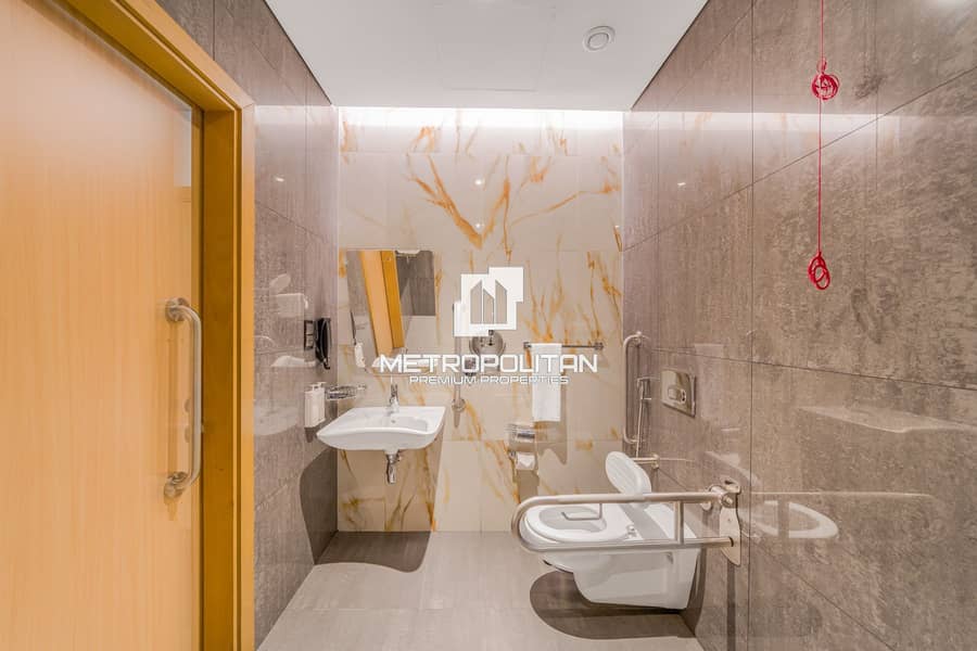 Hotel Apartment | Prime Location | Fully Serviced - Image 11