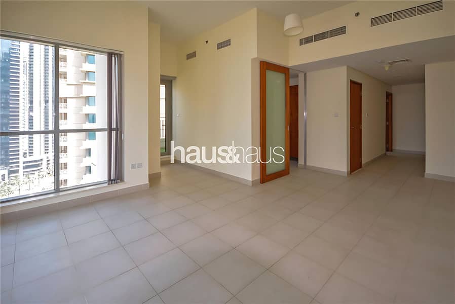 Spacious 2 bed | Burj Facing | Vacant Soon