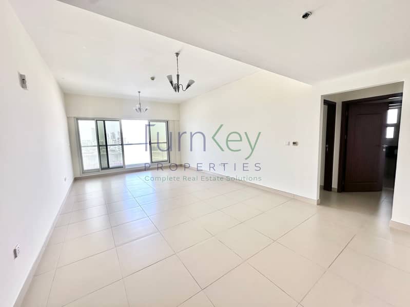 High floor | Spacious | semi closed kitched