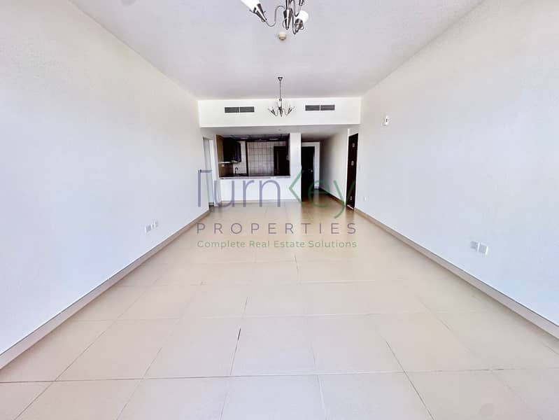 High floor | Spacious | semi closed kitched
