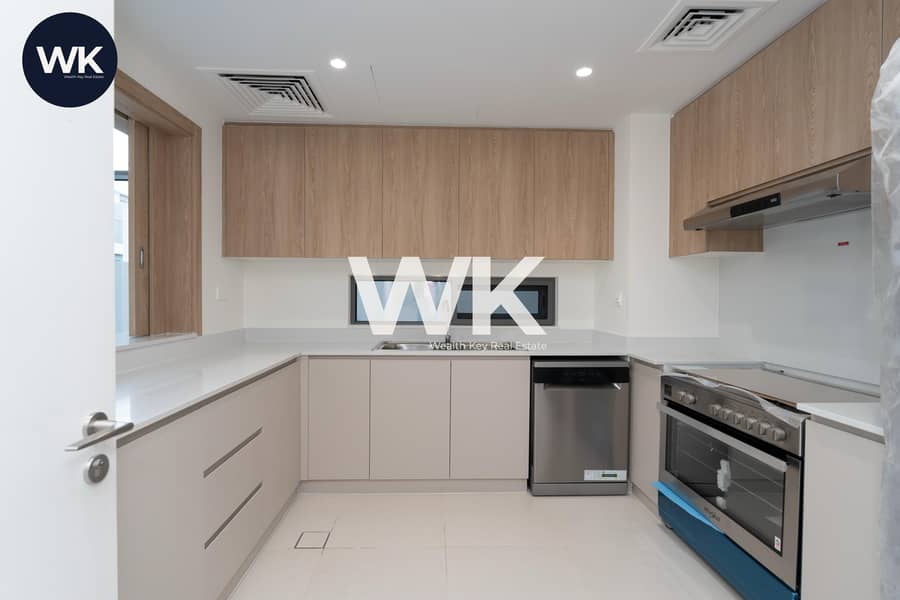 Brand New /Big Layout | 4BR +Maids + Study - Image 6