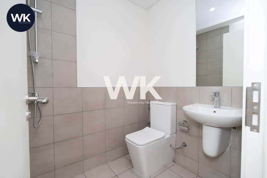 Brand New /Big Layout | 4BR +Maids + Study - Image 9