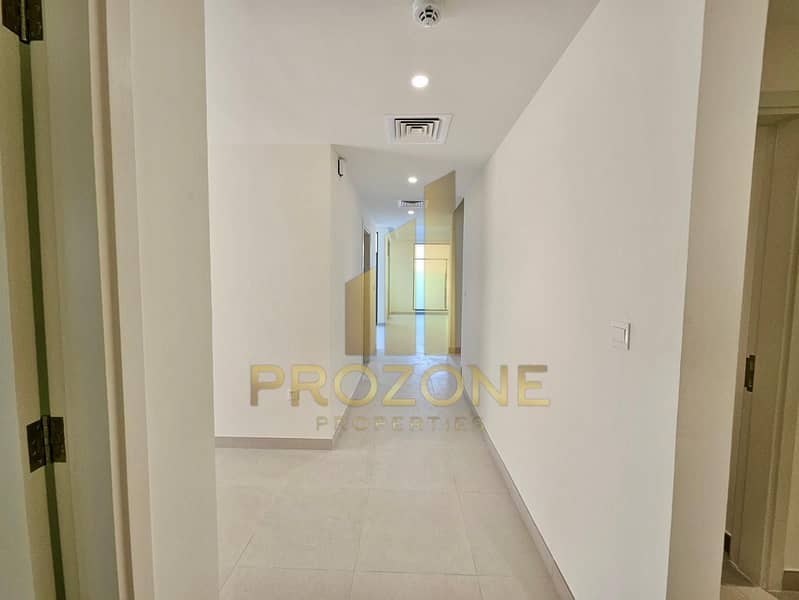 Near Amenities | Ready to Move in | Huge Layout - Image 13