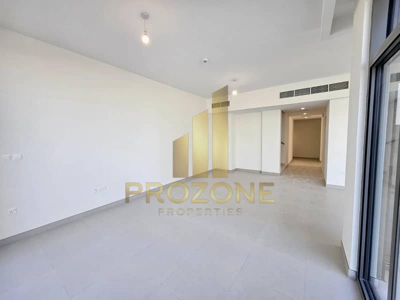 Near Amenities | Ready to Move in | Huge Layout - Image 15