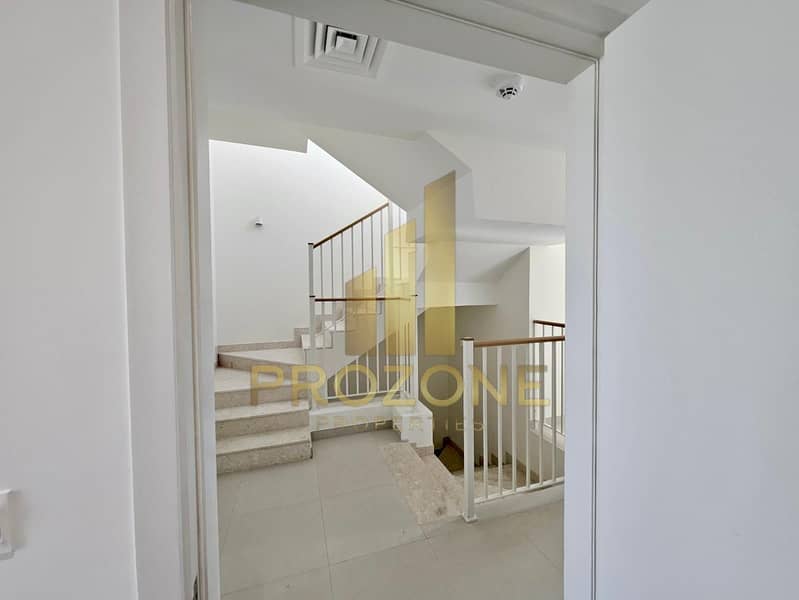 Near Amenities | Ready to Move in | Huge Layout - Image 18