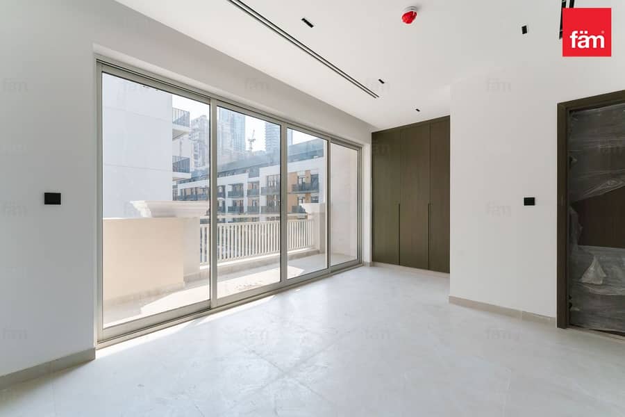 Specious Brand New Townhouse With Private Elevator