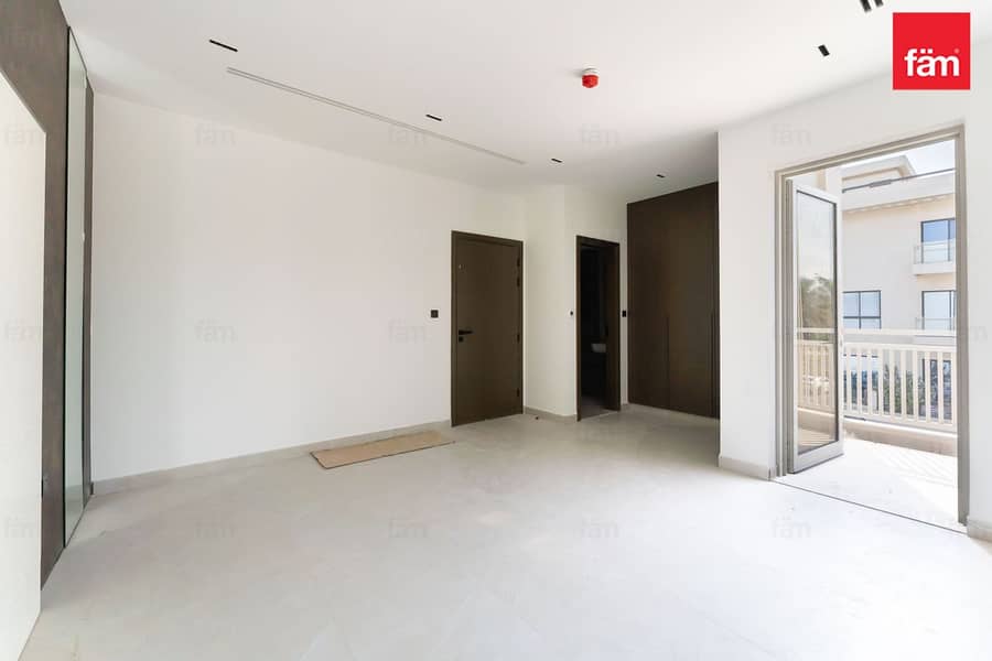 Specious Brand New Townhouse With Private Elevator - Image 10