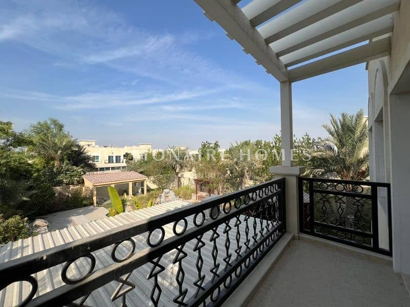 Ready to Move In | Upgraded | Biggest Plot - Image 9