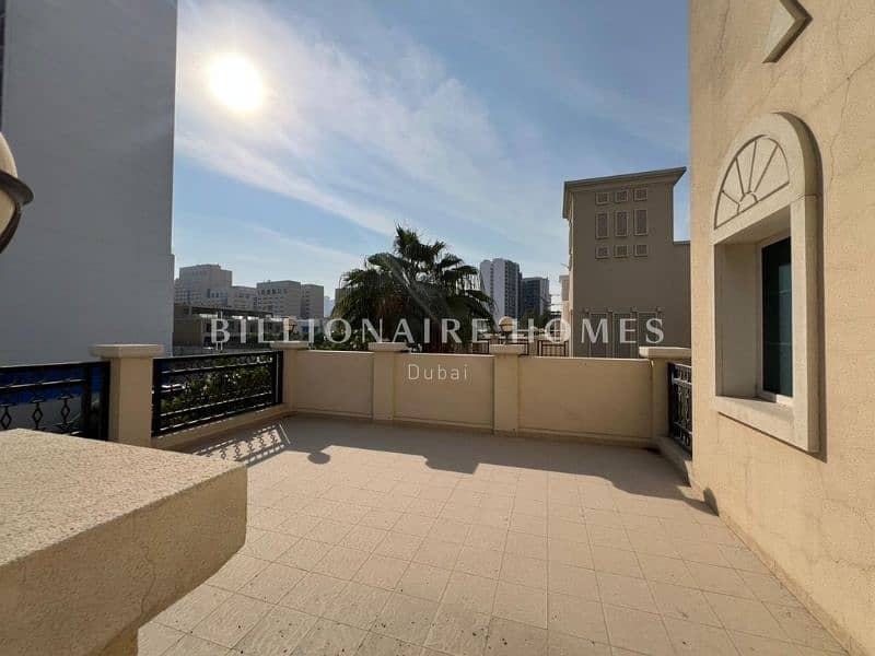 Ready to Move In | Upgraded | Biggest Plot - Image 27