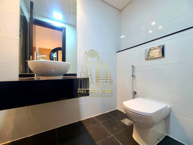 Partially Furnished 1BHK | Ready to Move | Gym & Pool | Near Metro - Image 14