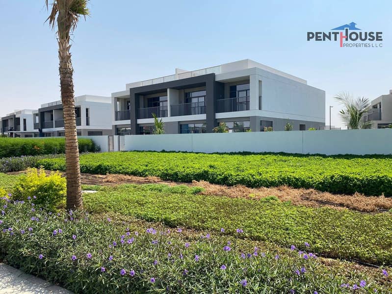 Semi- Detached Villa | Lagoon | Landscaped garden