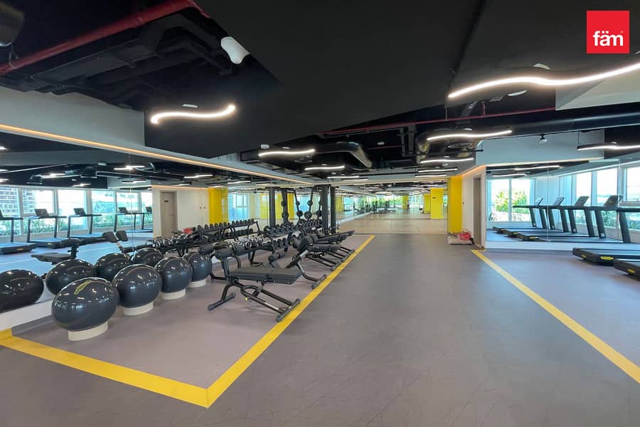 Fully Furnished | Vacant | Brand New - Image 10