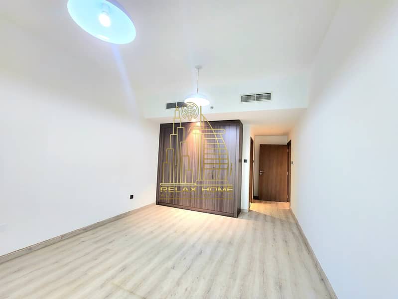 Spacious 2BHK | Big Balcony | Gym & Pool | Book Now