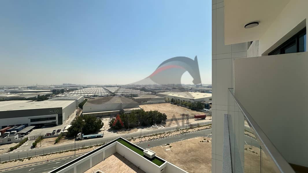 Close to metro | Vacant | Pool view | Furnished - Image 11