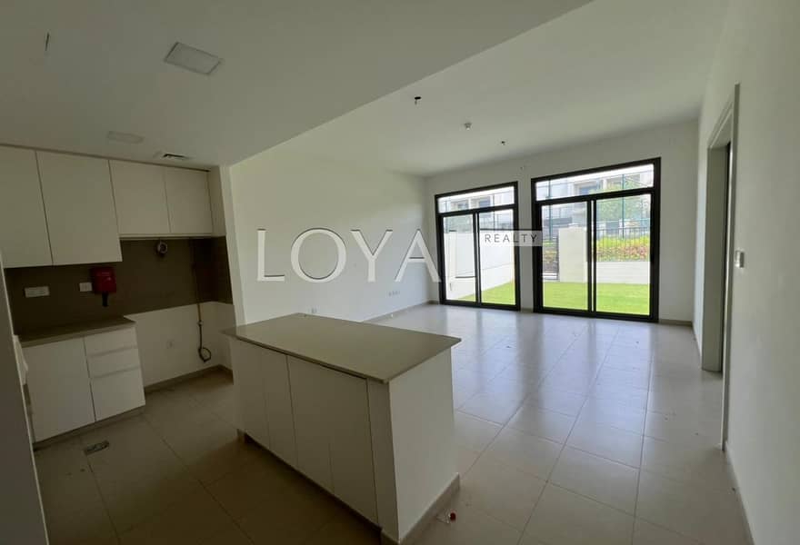 Single Row | Vacant | Access to Sports area