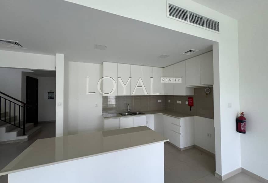 Single Row | Vacant | Access to Sports area - Image 6