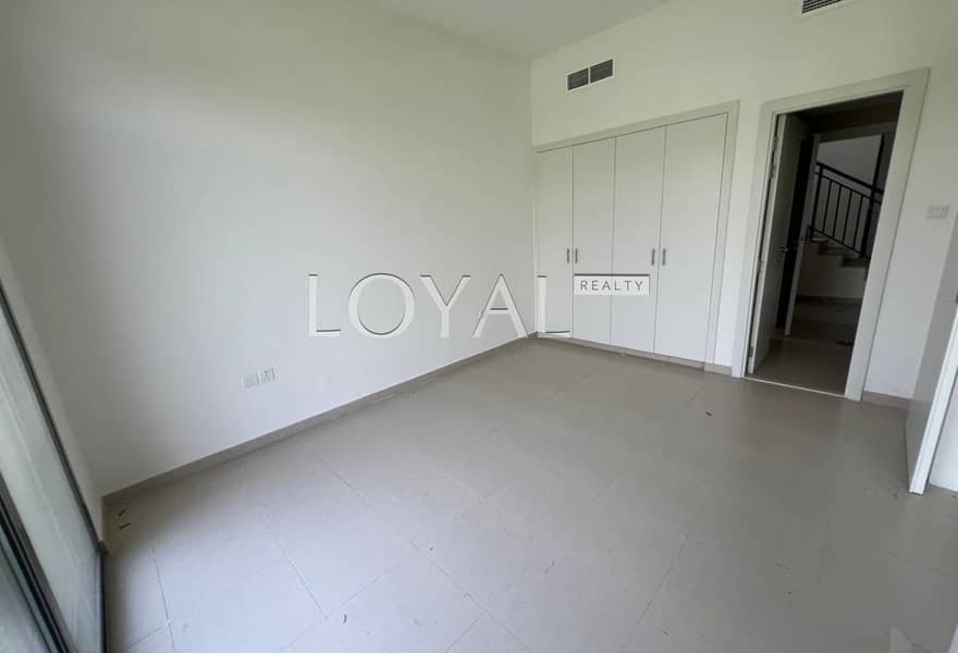 Single Row | Vacant | Access to Sports area - Image 9