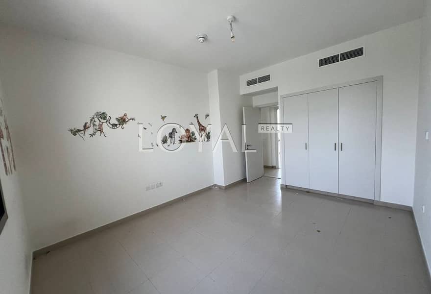 Single Row | Vacant | Access to Sports area - Image 11