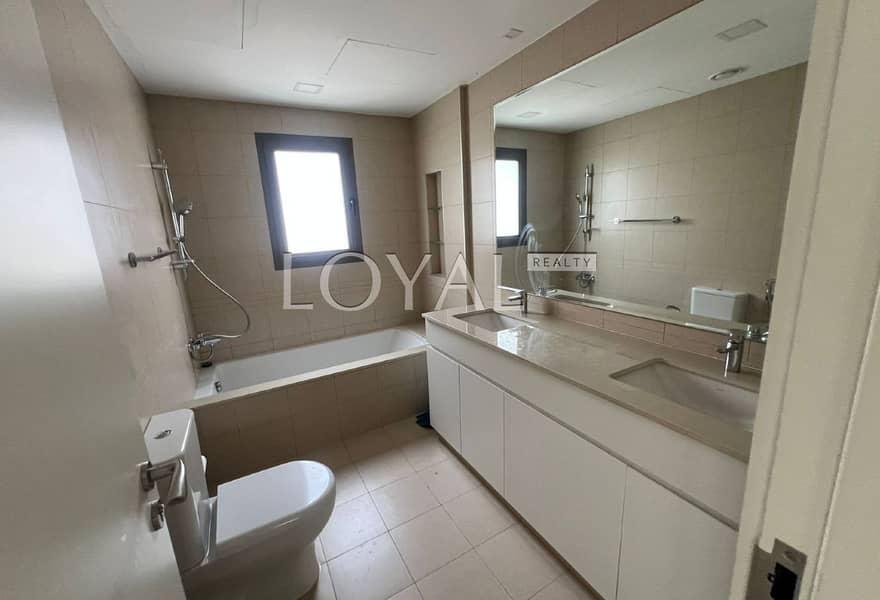 Single Row | Vacant | Access to Sports area - Image 16