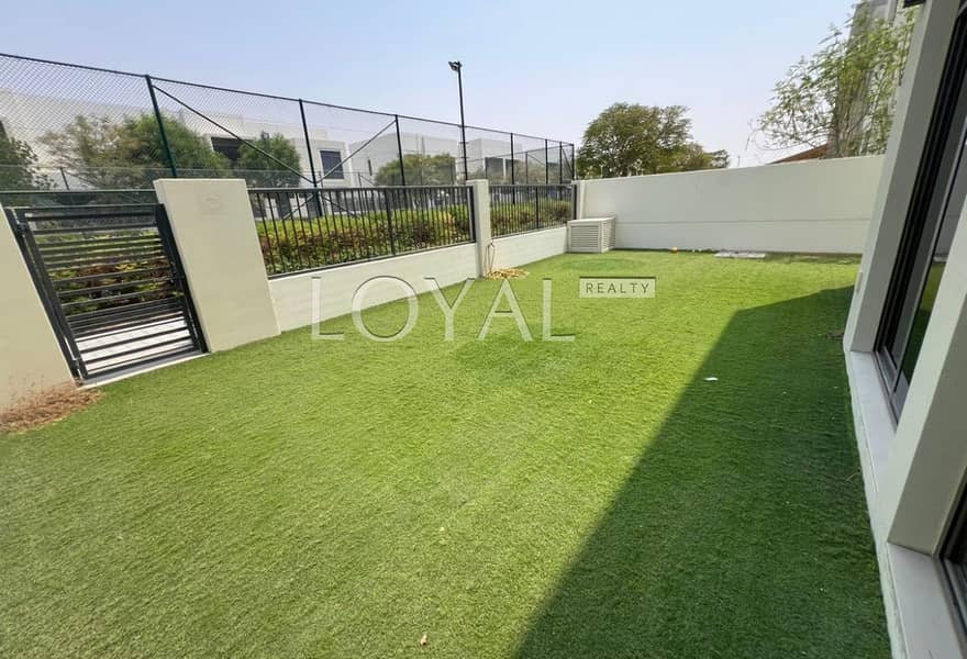 Single Row | Vacant | Access to Sports area - Image 20